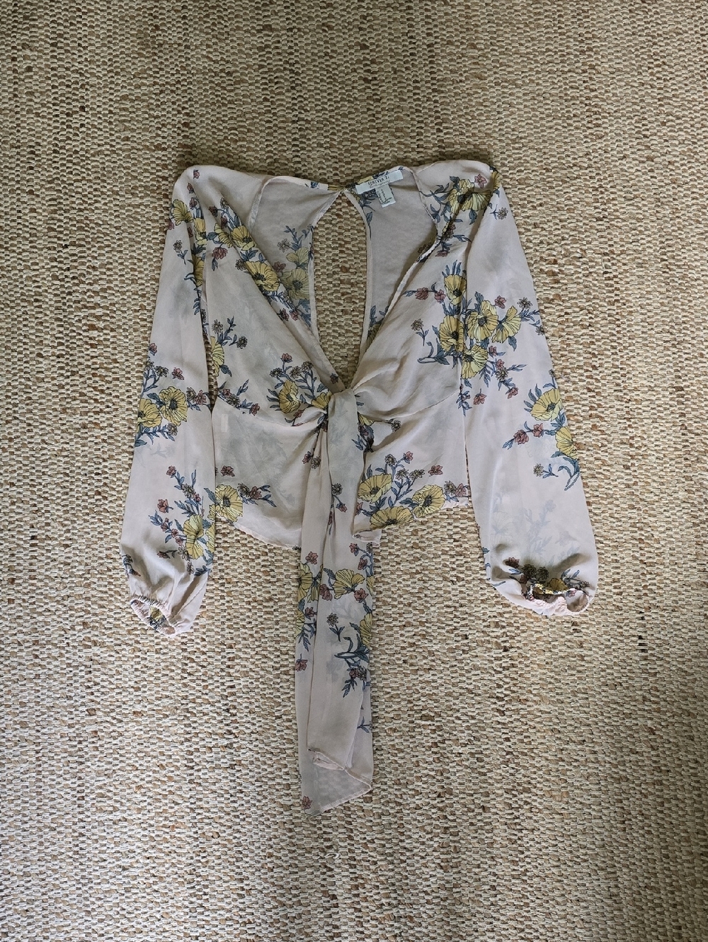 Forever 21 Blush Floral Tie-Front Long Sleeve Crop Top